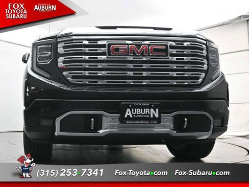 Used 2023 GMC Sierra 1500 Denali w/ Denali Reserve Package AWD/4WD image 25