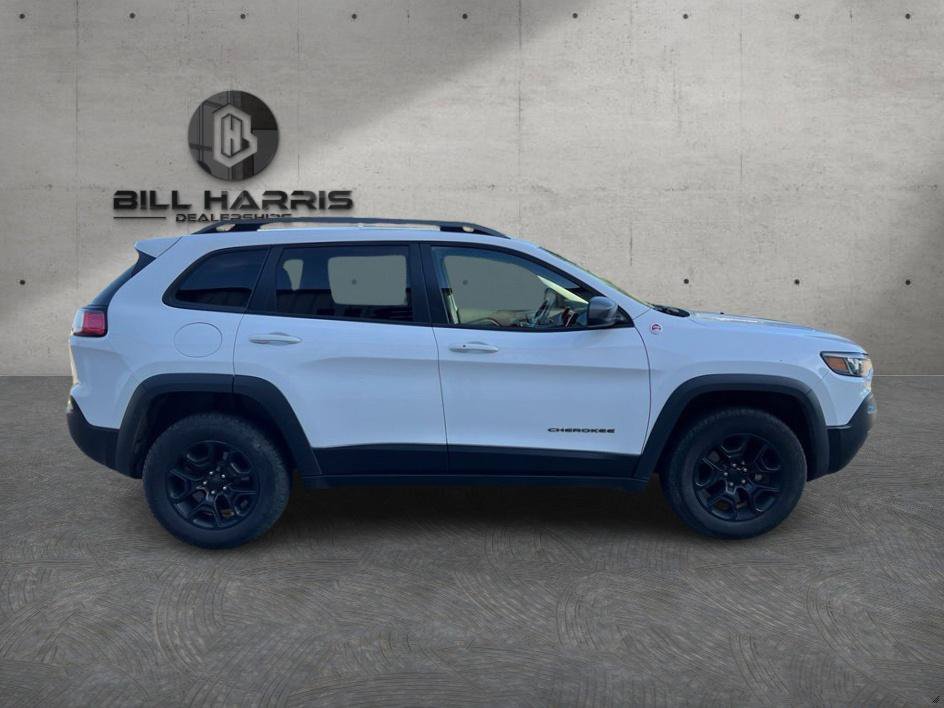 Used 2020 Jeep Cherokee Trailhawk AWD/4WD image 4