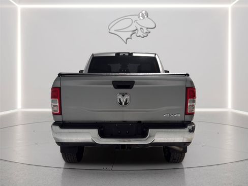 Used 2024 RAM 2500 Tradesman w/ Chrome Appearance Group AWD/4WD image 4