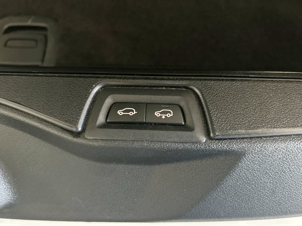 Used 2025 BMW X5 xDrive50e AWD/4WD image 51