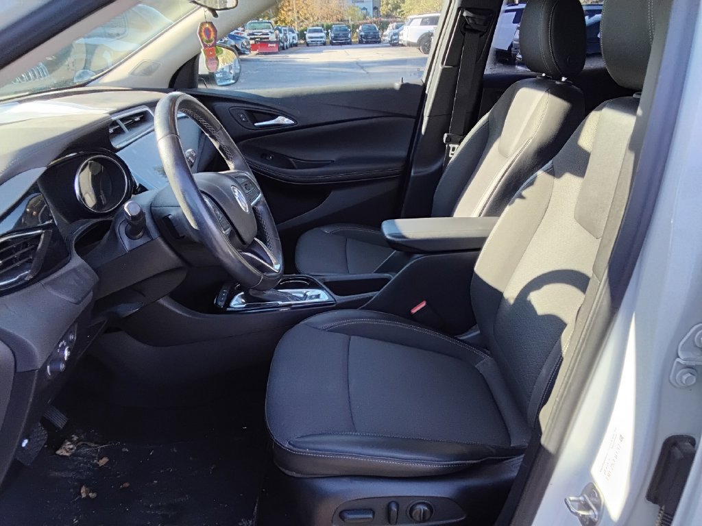 Used 2023 Buick Encore GX Select w/ Safety Package II AWD/4WD image 9