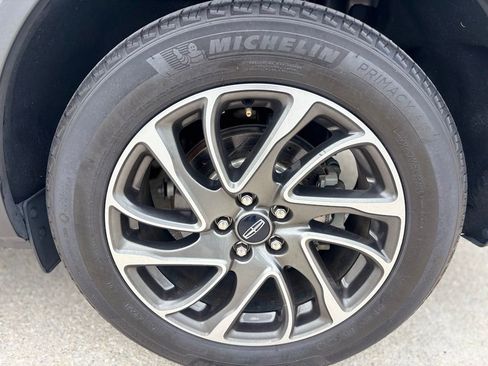 Used 2020 Lincoln Corsair FWD image 10