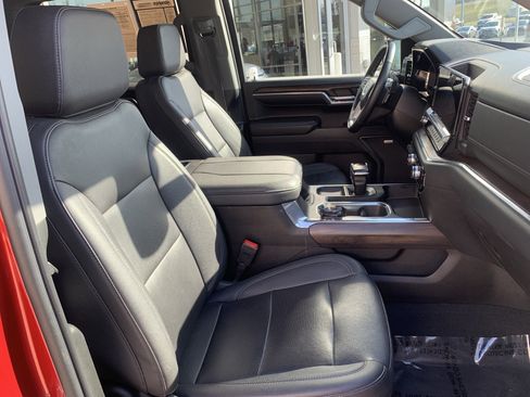 Used 2023 GMC Sierra 1500 SLT w/ SLT Premium Plus Package image 26