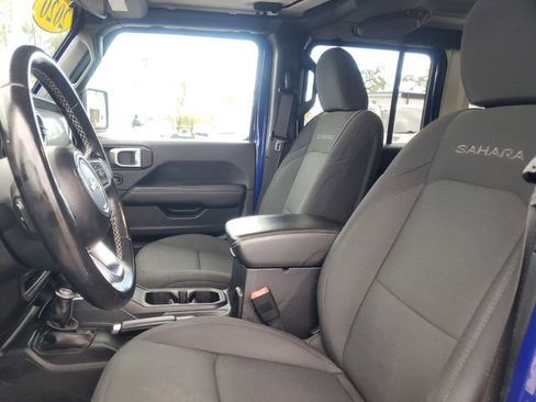 Used 2020 Jeep Wrangler Unlimited Sahara image 13