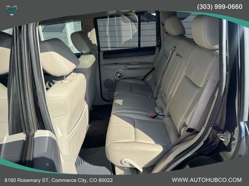 Used 2006 Jeep Commander Limited w/ Trailer Tow Group IV image 11