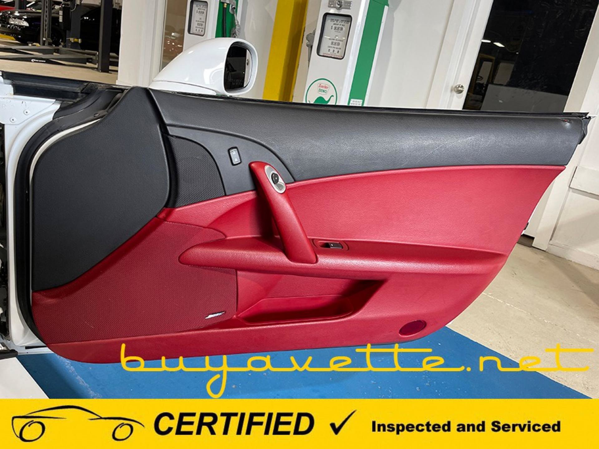 Used 2008 Chevrolet Corvette Convertible w/ Preferred Equipment Group RWD image 25