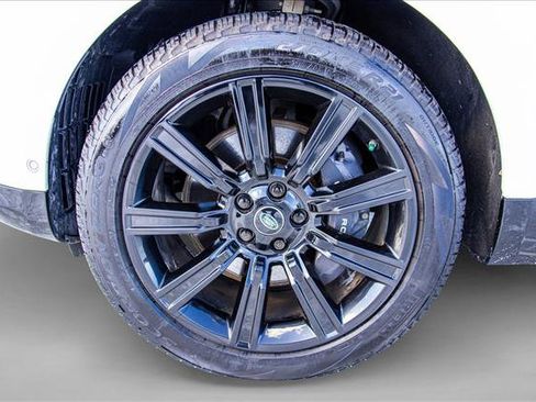 Used 2020 Land Rover Range Rover Sport HSE image 9