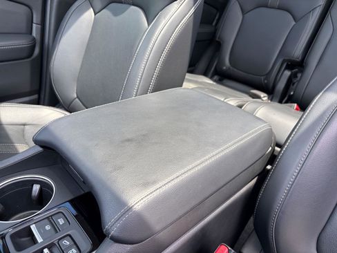 Used 2024 Honda Pilot Touring image 36