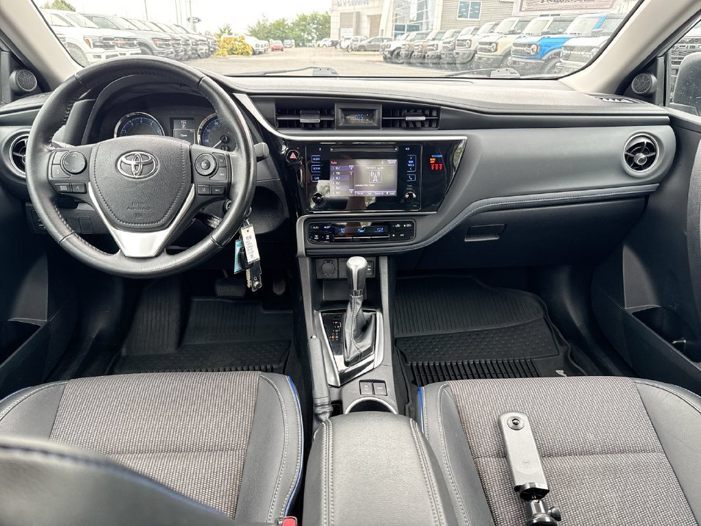 Used 2019 Toyota Corolla SE FWD image 10