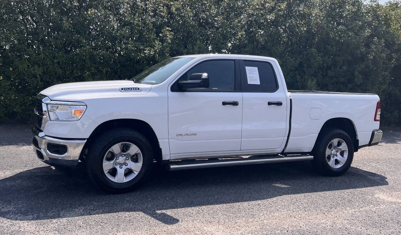 Used 2023 RAM 1500 Big Horn w/ Trailer Tow Group AWD/4WD image 3