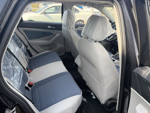 New 2026 Volkswagen Jetta SE image 21