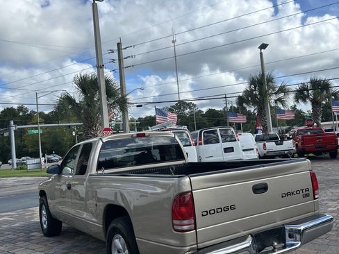 Used 2004 Dodge Dakota SLT image 5