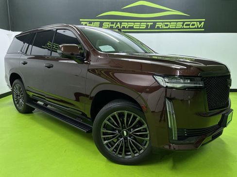 Used 2022 Cadillac Escalade Premium Luxury Platinum w/ LPO, Radiant Package RWD image 1
