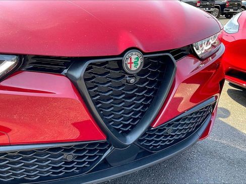 Used 2024 Alfa Romeo Tonale Veloce w/ Active Assist Package image 34