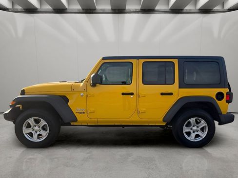 Used 2020 Jeep Wrangler Unlimited Sport S image 2