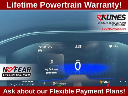 Used 2025 Volkswagen Jetta SE image 14