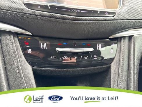 Used 2017 Cadillac XT5 Premium Luxury image 21