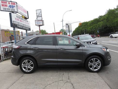 Used 2017 Ford Edge Titanium image 8