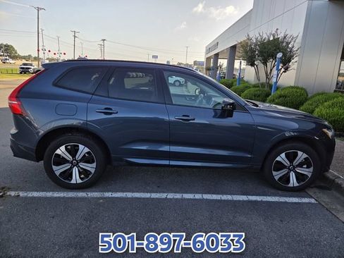 Used 2024 Volvo XC60 T8 Plus w/ Protection Package Premier AWD/4WD image 4