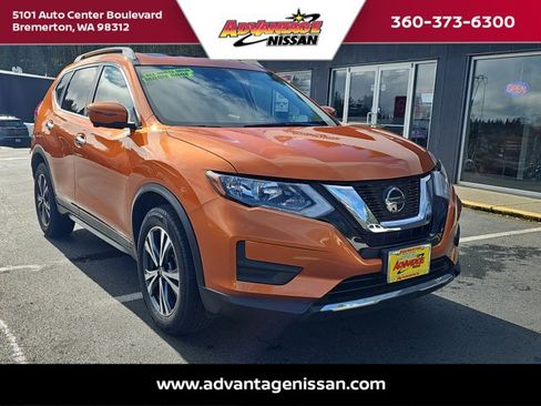 Used 2019 Nissan Rogue SV w/ Sun & Sound Touring Package image 7