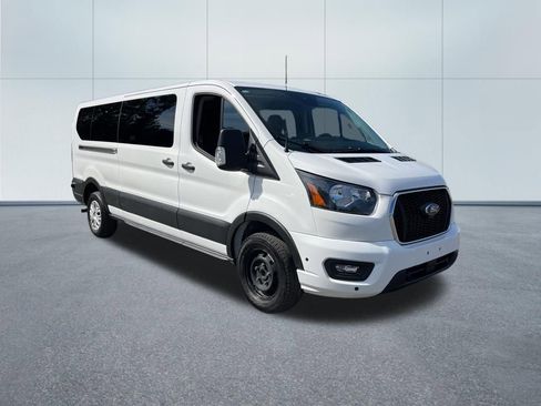 Used 2024 Ford Transit 350 XLT image 4