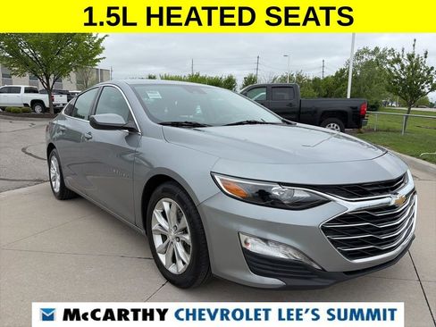 Used 2023 Chevrolet Malibu LT FWD image 2