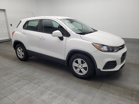 Used 2020 Chevrolet Trax LS image 11