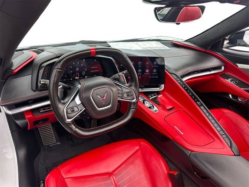 Used 2022 Chevrolet Corvette Stingray Premium Conv w/ Z51 Performance Package image 12