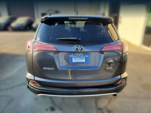 Used 2017 Toyota RAV4 XLE image 6