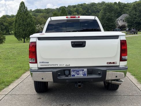 Used 2013 GMC Sierra 1500 SLT w/ SLT White Diamond Edition AWD/4WD image 9
