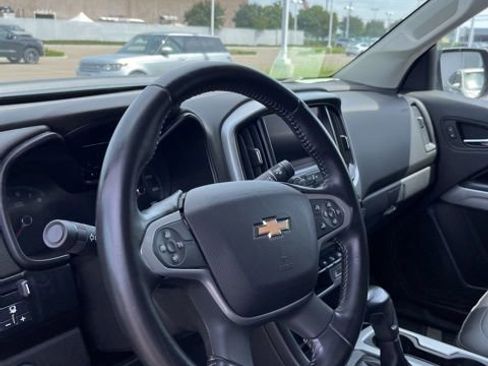 Used 2017 Chevrolet Colorado ZR2 image 13