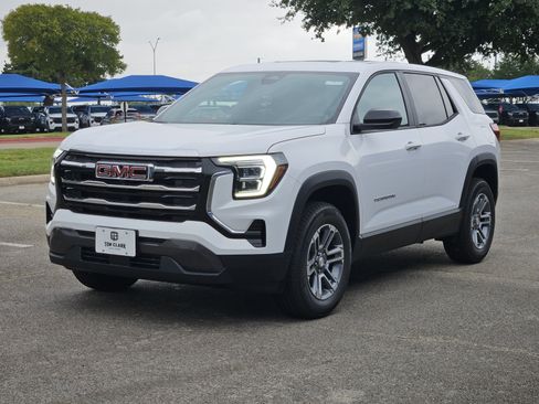 New 2027 GMC Terrain Elevation w/ LPO, Floor Liner Package FWD image 2