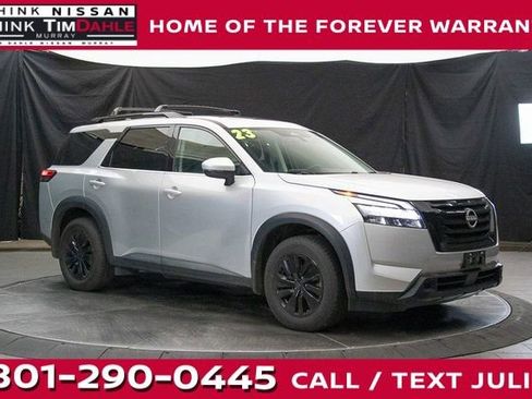 Used 2023 Nissan Pathfinder SV w/ SV Premium Package image 1