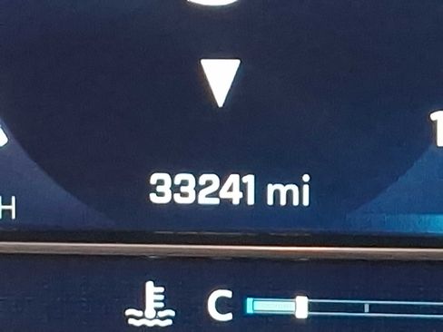 Used 2023 Chevrolet Tahoe Premier w/ Premium Package image 21