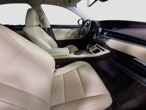 Used 2018 Lexus ES 350 w/ Navigation System Package FWD image 30