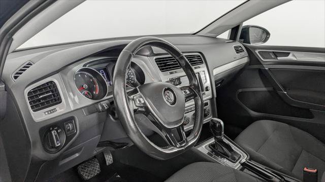 Used 2017 Volkswagen Golf S AWD/4WD image 24
