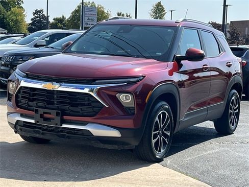 Used 2025 Chevrolet TrailBlazer LT image 37