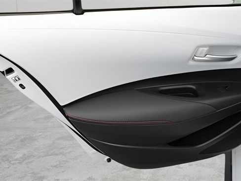 Certified 2024 Toyota Corolla SE image 22