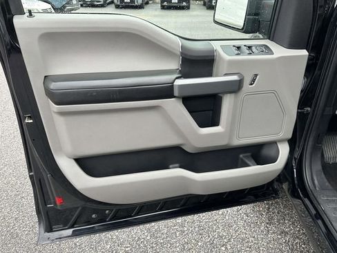Used 2018 Ford F150 XLT image 17