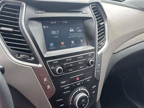 Used 2017 Hyundai Santa Fe Sport AWD/4WD image 22
