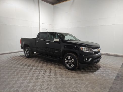 Used 2016 Chevrolet Colorado LT w/ Luxury Package, Chrome AWD/4WD image 4