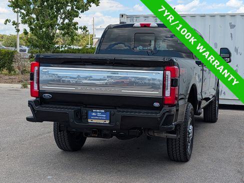Certified 2025 Ford F250 Platinum w/ Platinum Plus Package AWD/4WD image 4
