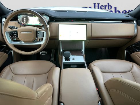 Certified 2025 Land Rover Range Rover Long Wheelbase SE AWD/4WD image 10