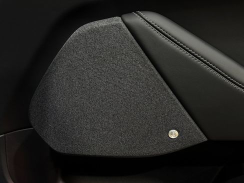 Used 2025 Ford Mustang Mach-E Premium image 23