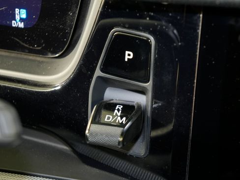 Certified 2024 Porsche Cayenne AWD/4WD image 30