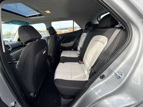 New 2026 Hyundai Venue SEL image 23