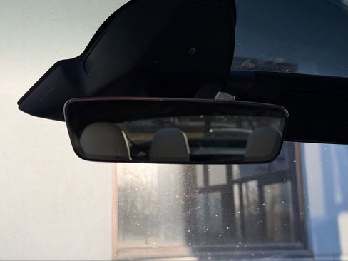 Used 2023 Tesla Model X Plaid image 46