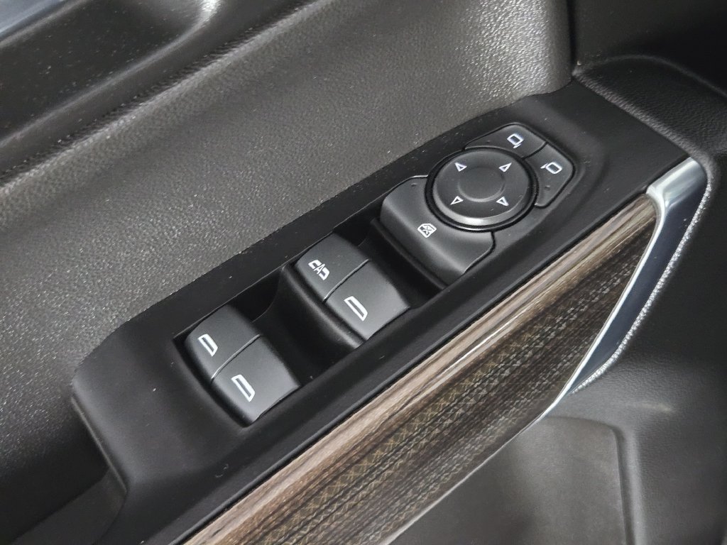 Used 2022 Chevrolet Silverado 1500 RST w/ Safety Package AWD/4WD image 24