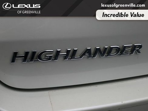 Used 2019 Toyota Highlander XLE image 10