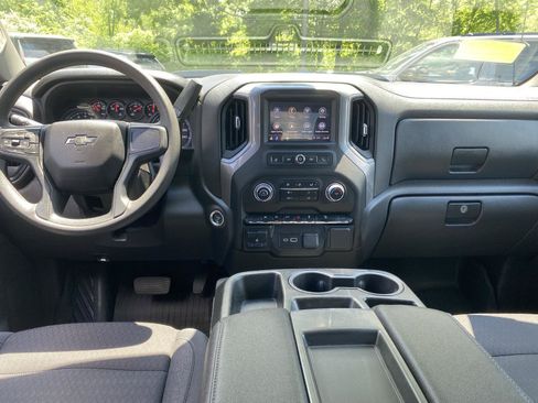 Used 2024 Chevrolet Silverado 1500 Custom Trail Boss w/ LPO, Dark Essentials Package AWD/4WD image 21